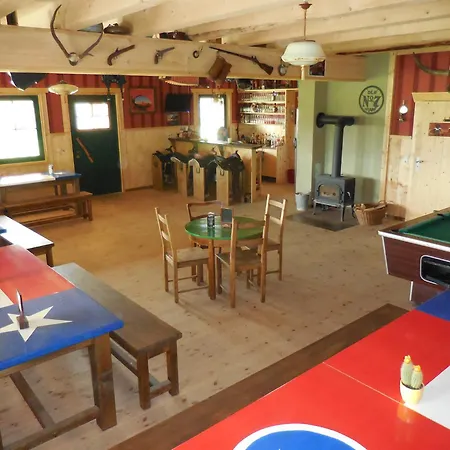 Ferienhaus Horse Ranch Neuendorf (Saal)